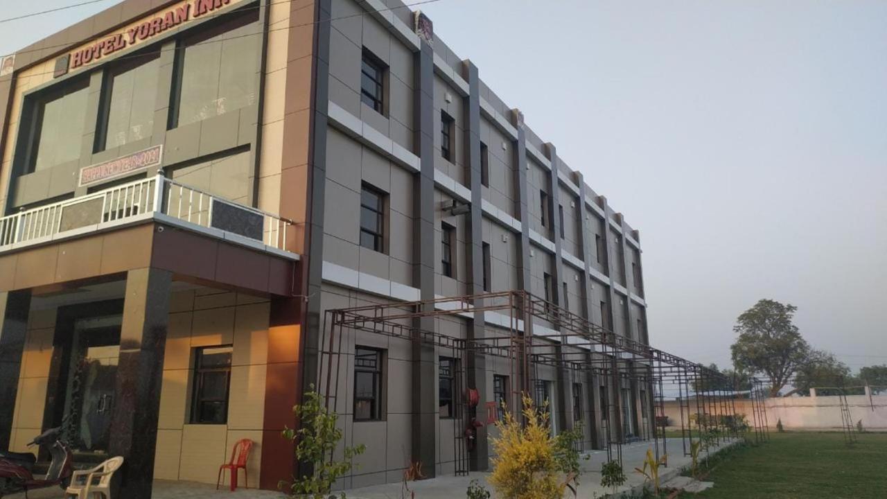 Hotel Yoran Inn & Restaurant By Wb Inn Sadabad Dış mekan fotoğraf